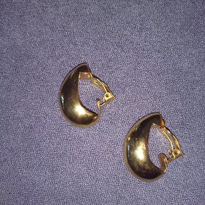 Julie Vos clip on earrings
